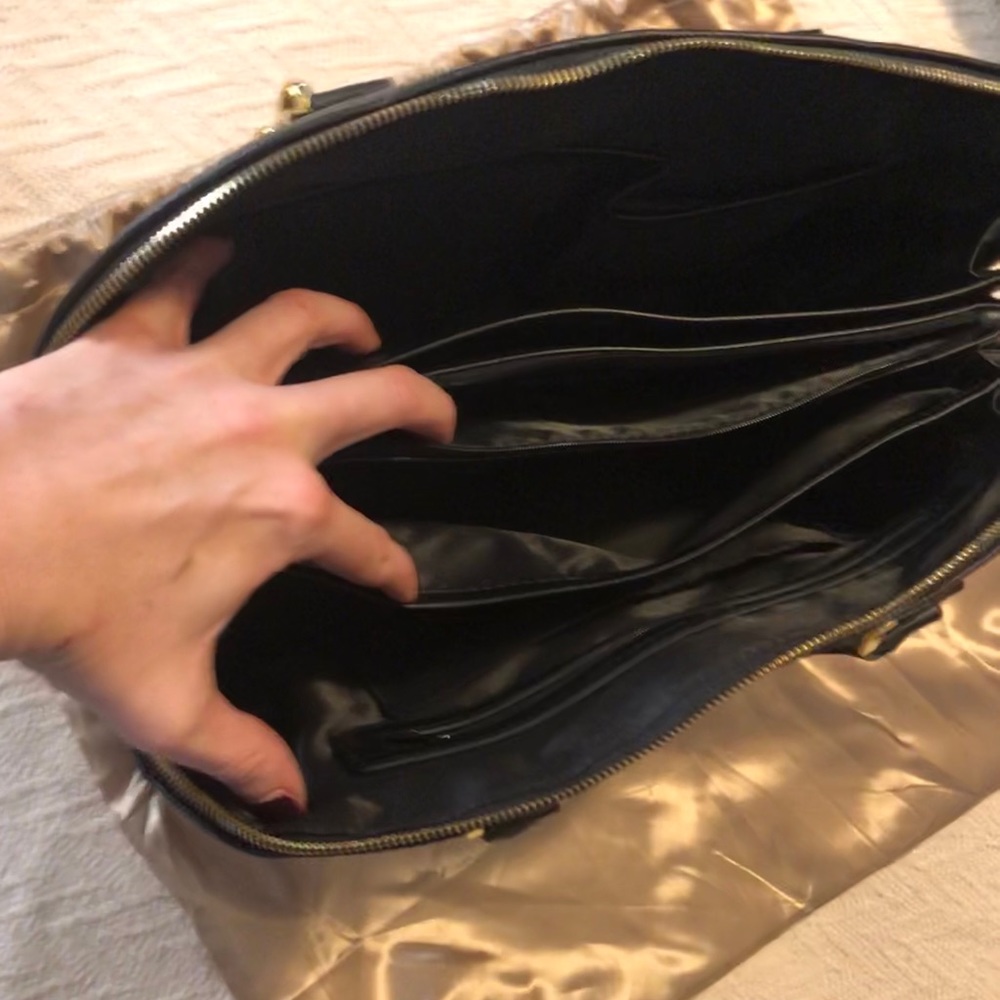 NWOT Joy & Iman Genuine Black Leather Handbag - Picture 7 of 7